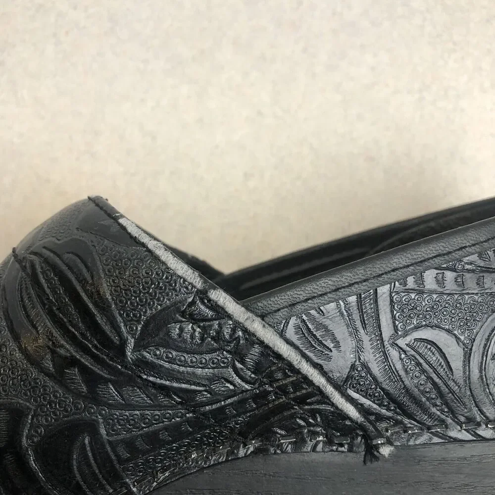Dansko Professional Comfort Clogs Black Tooled Leather Womens Size 40/ 9.5‎